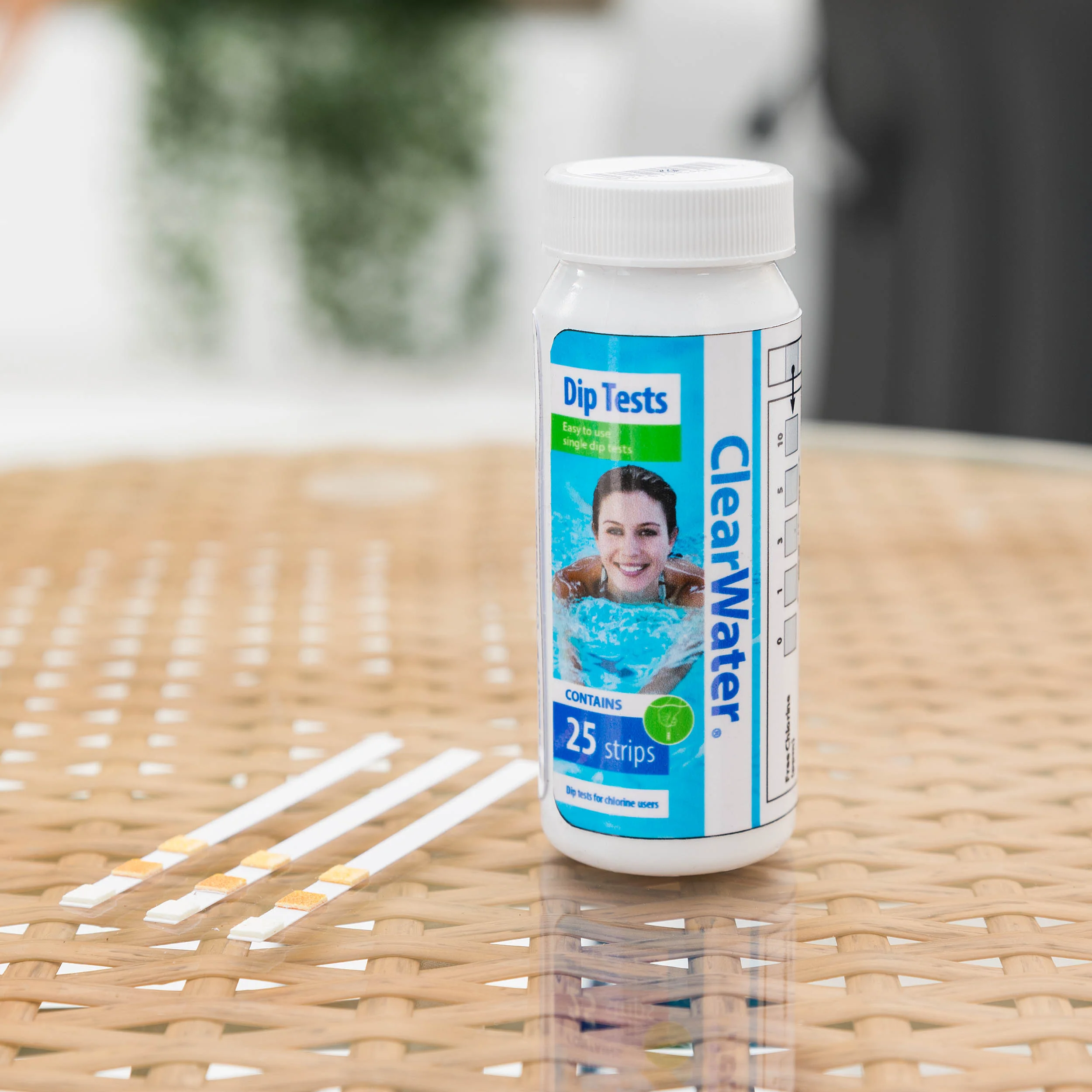 Chlorine Tablets & Dip Test Strips Bundle - Image 4